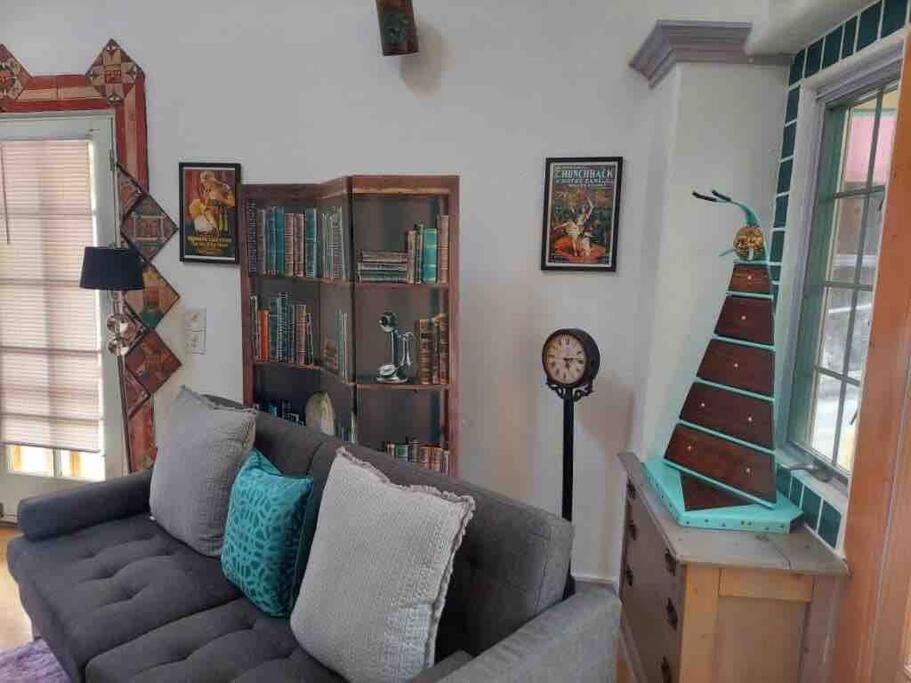 Boho Hip Bungalow In Old Bisbee Extérieur photo